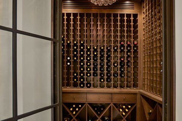 Baak wine rm - specialty